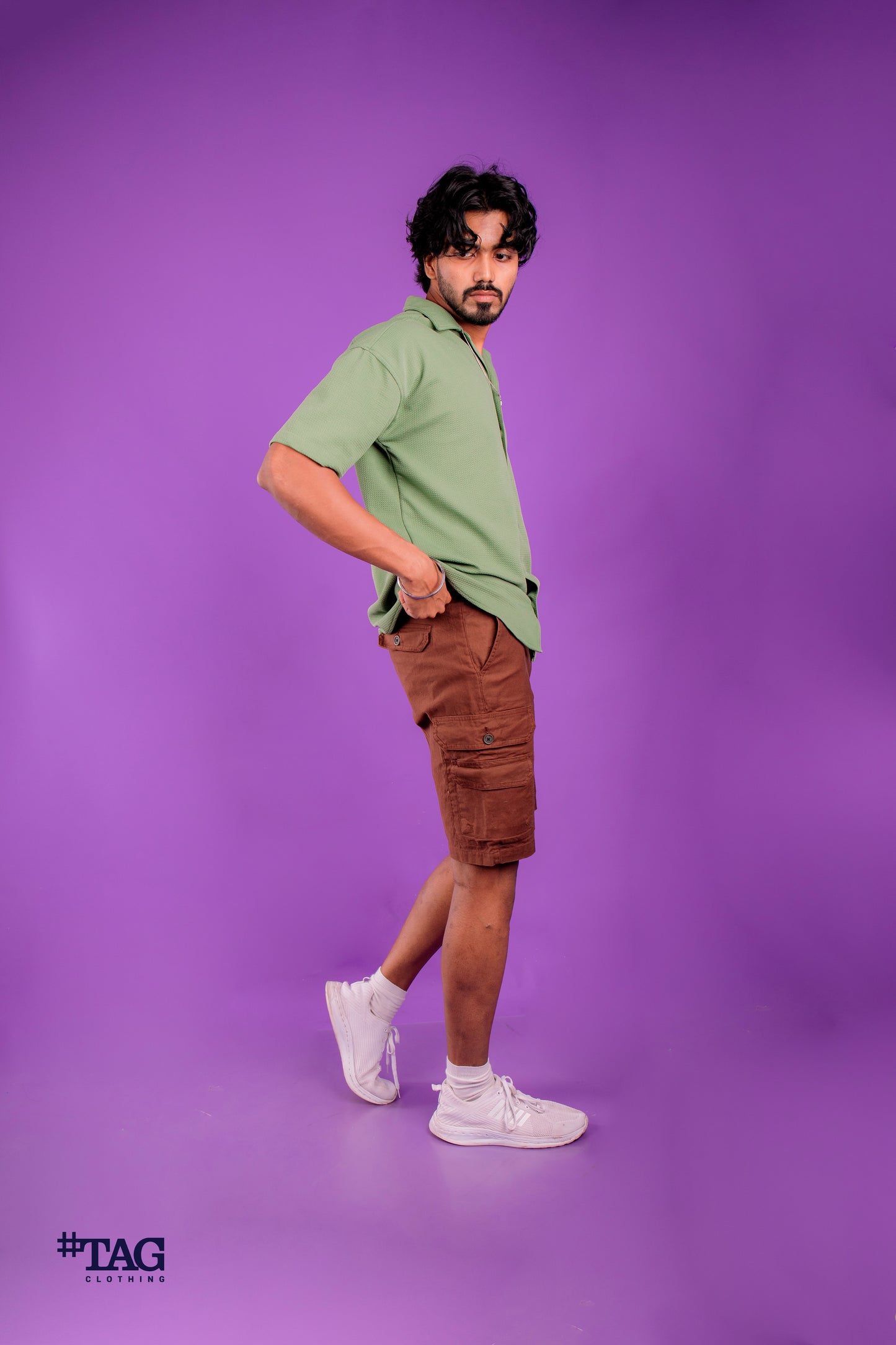 pocket on pocket short - Dark Brown