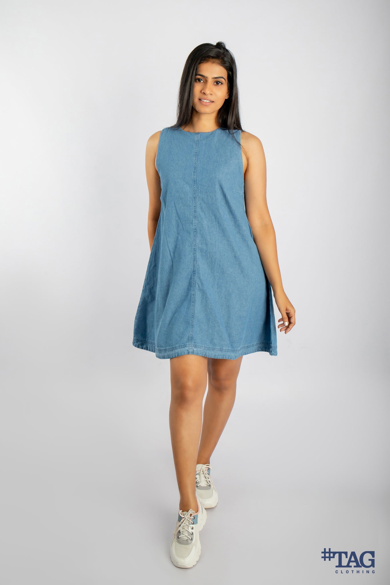 Ladies Sleeveless Chambray Dress - Light Blue Wash