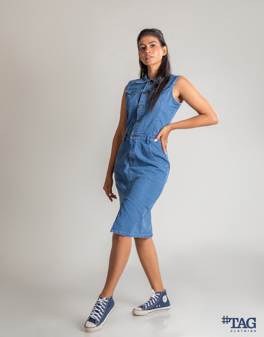 Ladies Sleeveless Button Down Dress - Mid Blue Wash